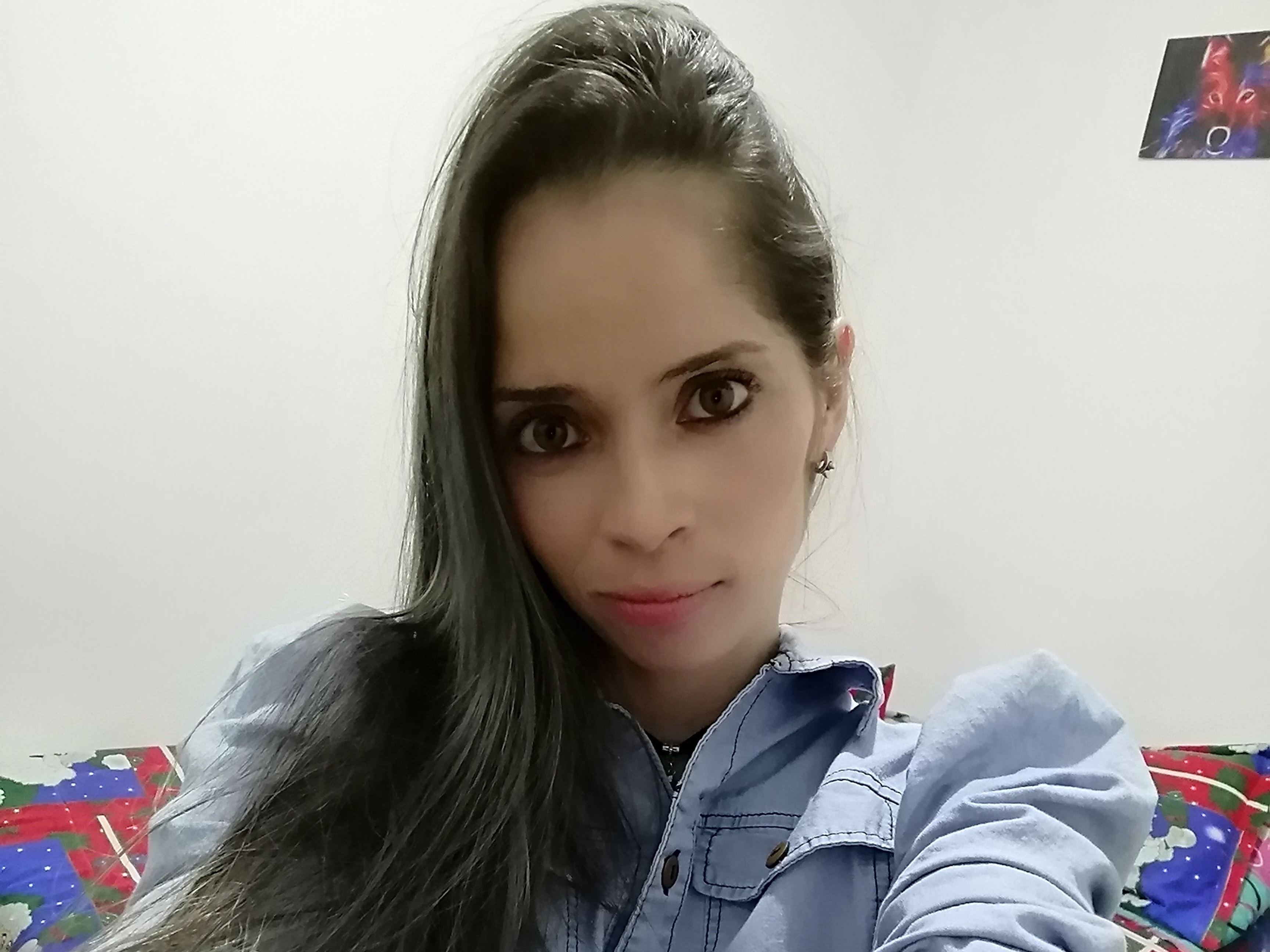 Foto de perfil de modelo de webcam de Andrea27hot 