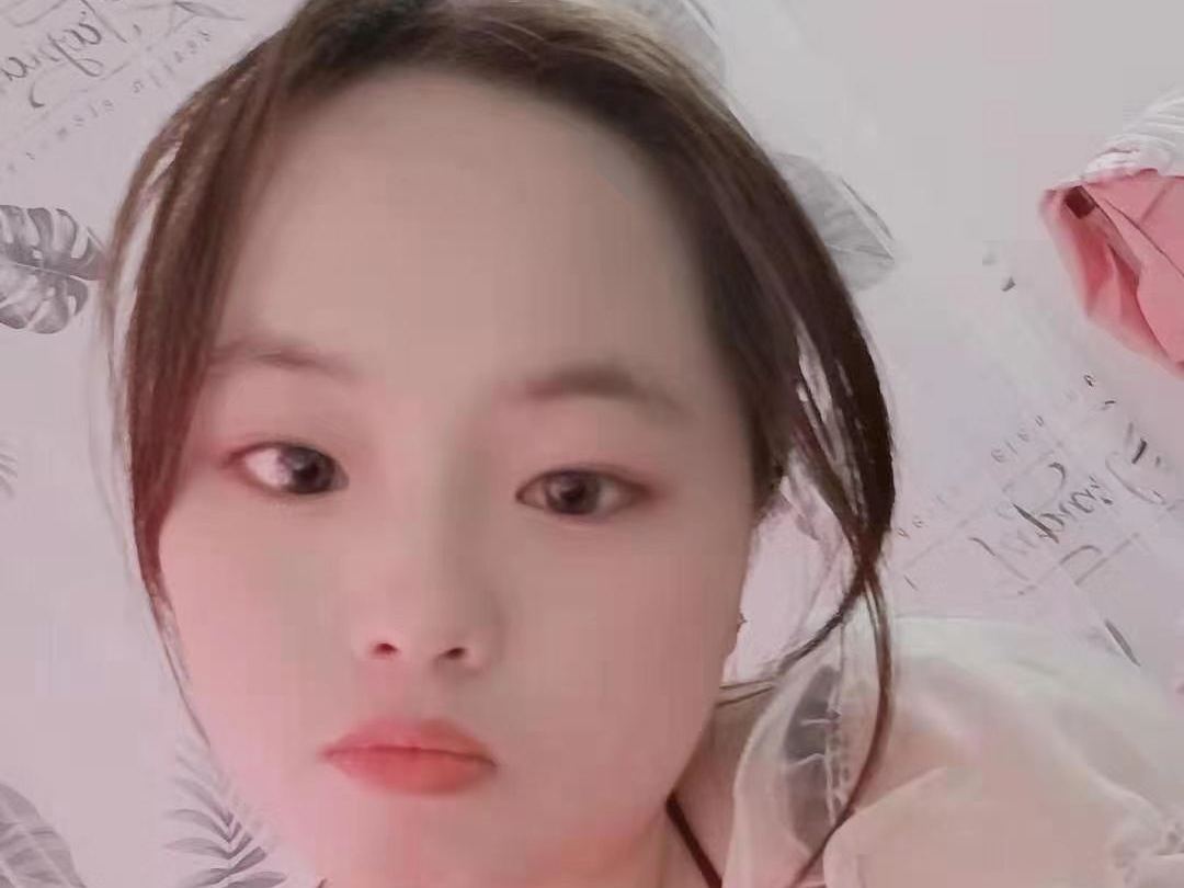 LindaY immagine del profilo del modello di cam