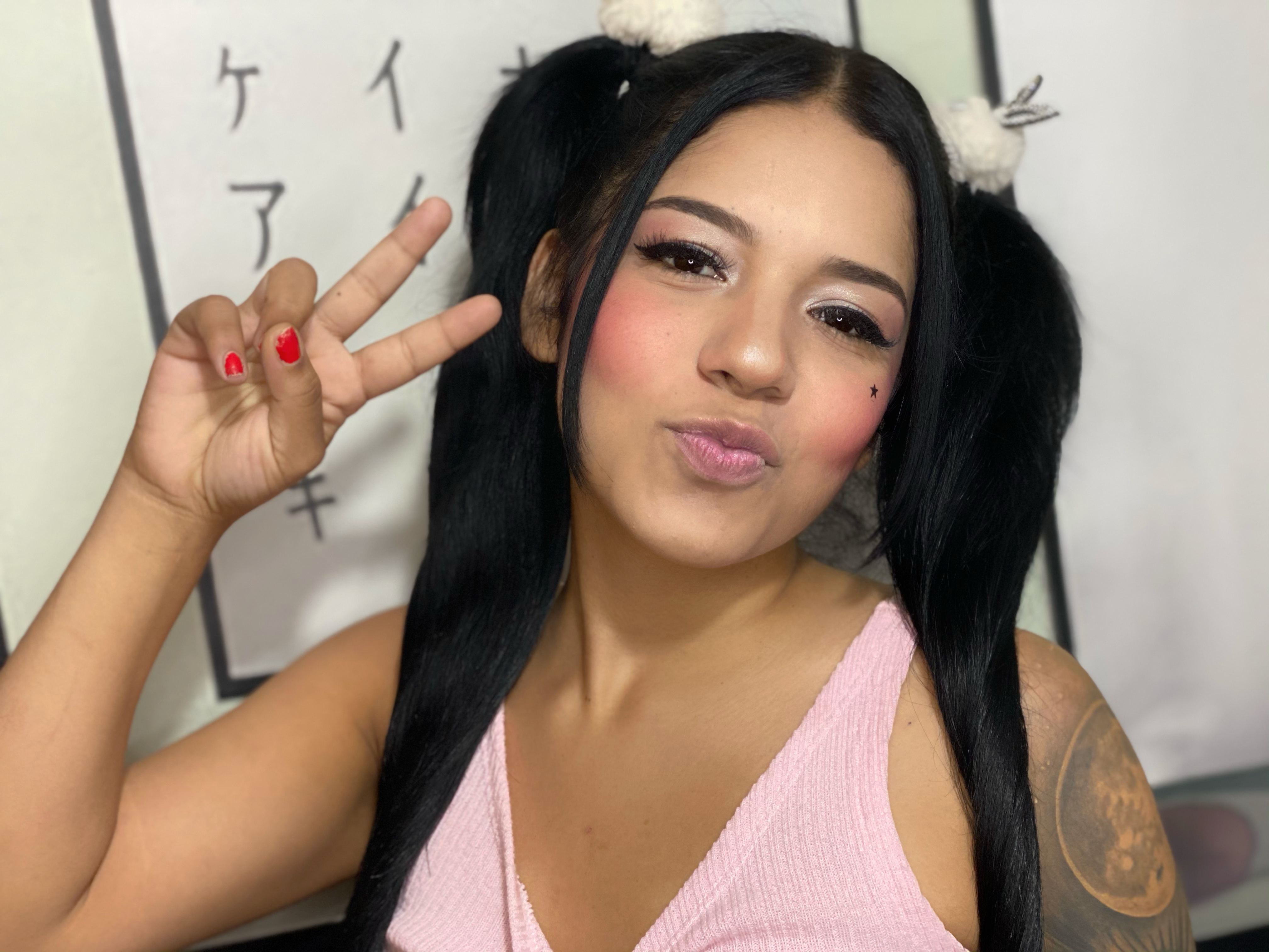 Profilbilde av Valery_Cyrus webkamera modell