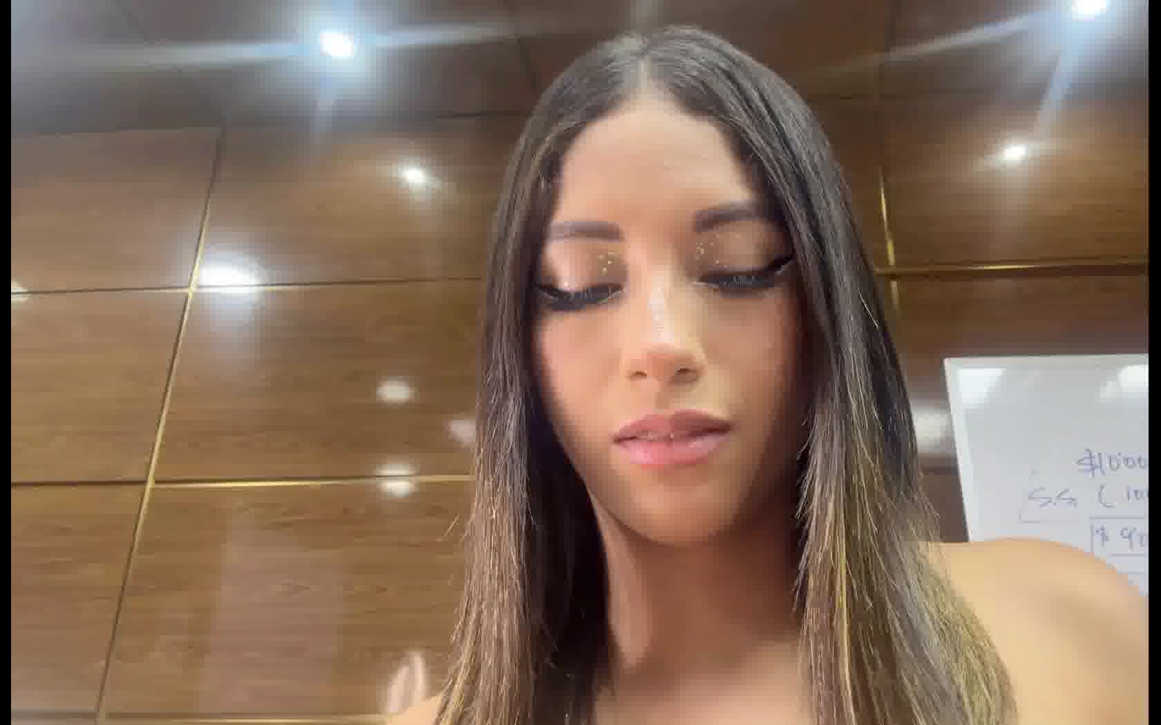 Artiest SophieBeckham Video 1