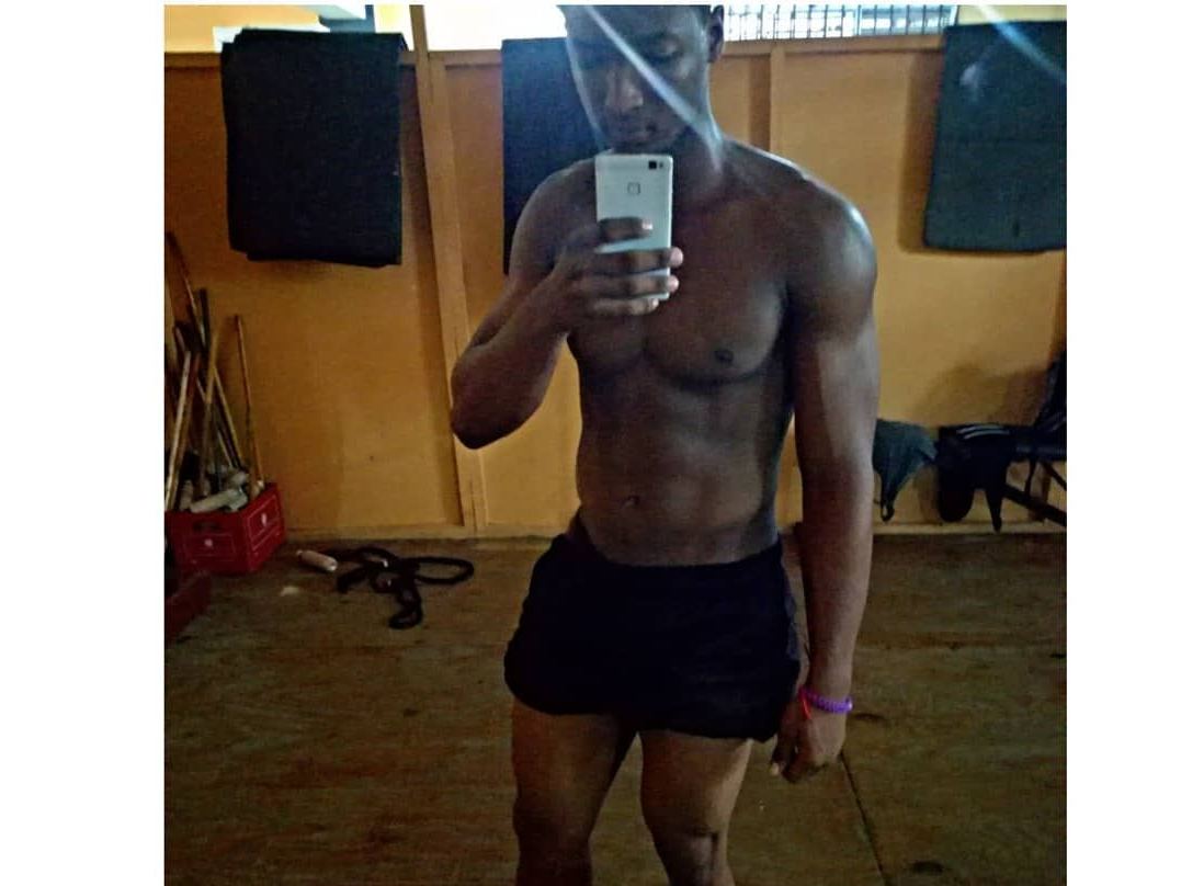 Image de profil du modèle de webcam dominicanyoung