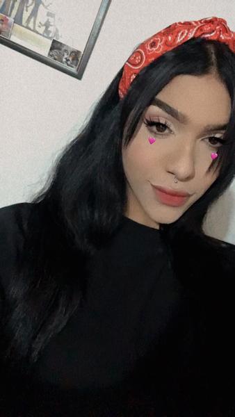Utøver naughtygirlfriendmax Bilde 1