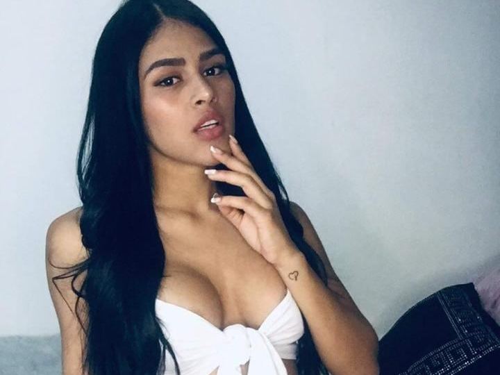 Ashley_Roman profilbild på webbkameramodell 