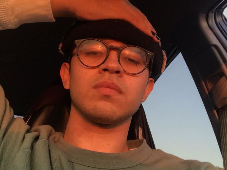 Image de profil du modèle de webcam simplyasss
