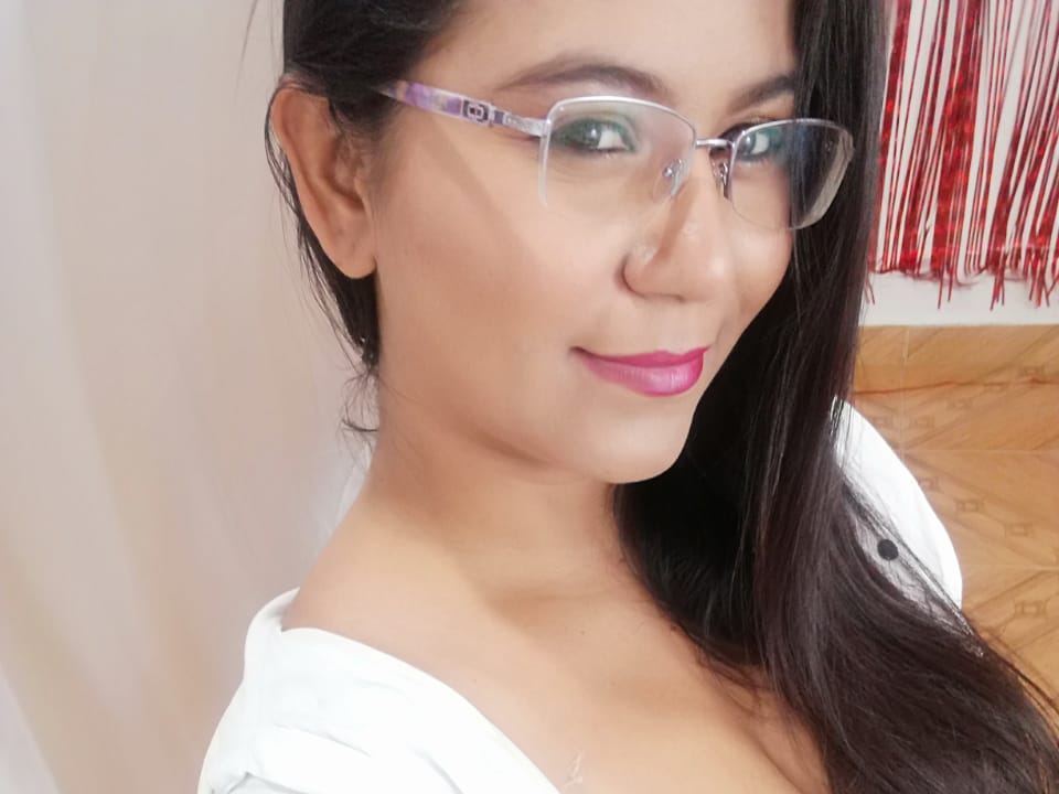 witchrous profielfoto van cam model 