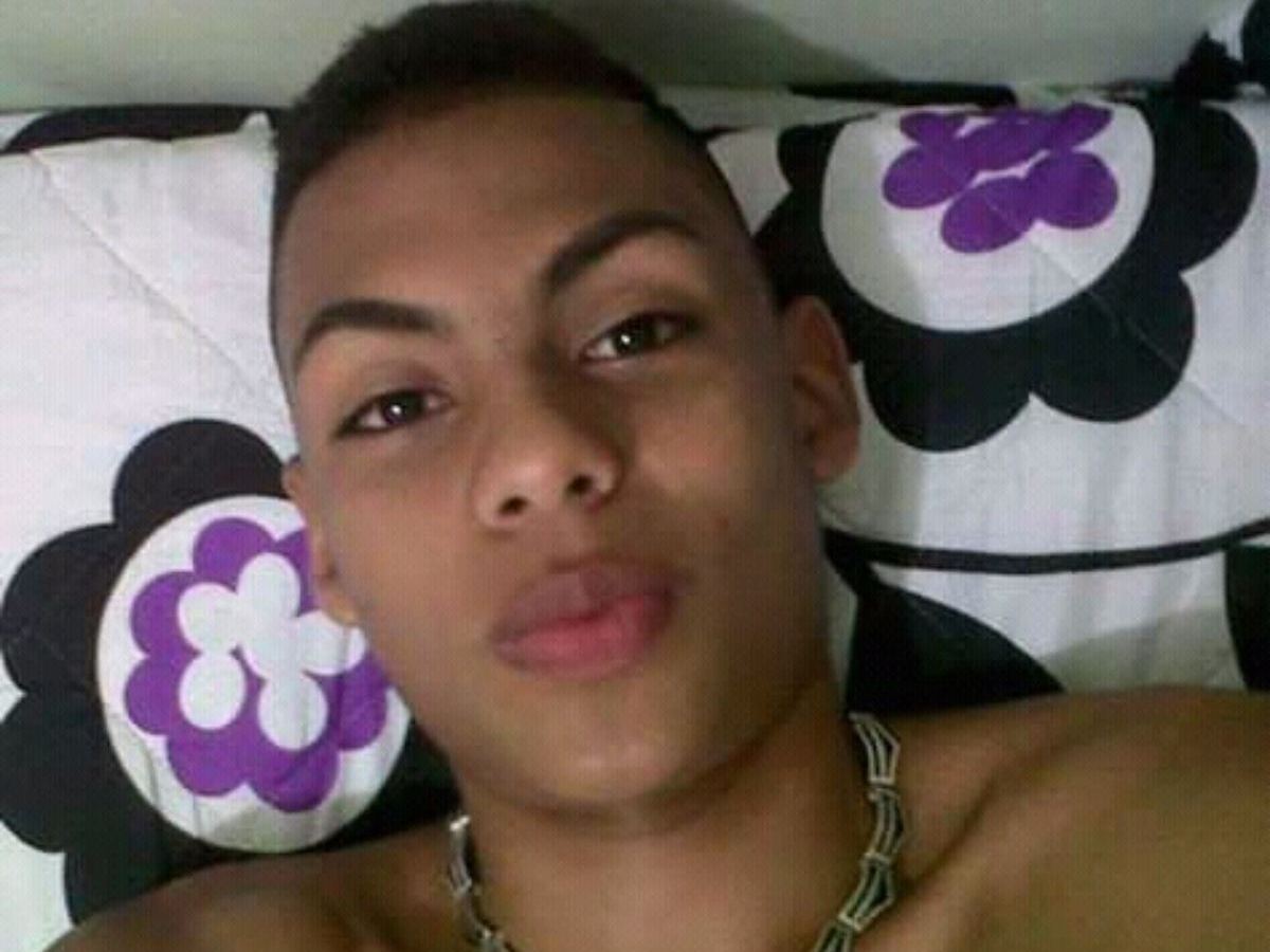 Image de profil du modèle de webcam Axel_Torres