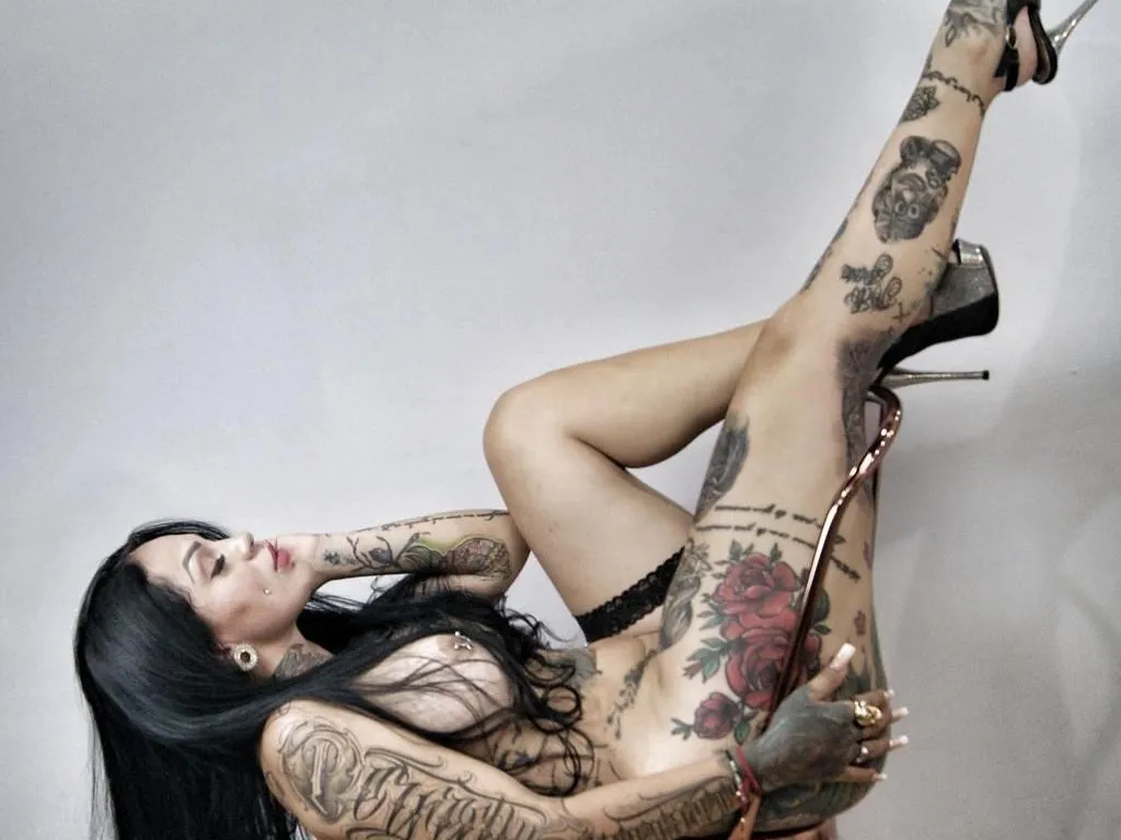 Foto de perfil de modelo de webcam de Tatoorudegirl69
