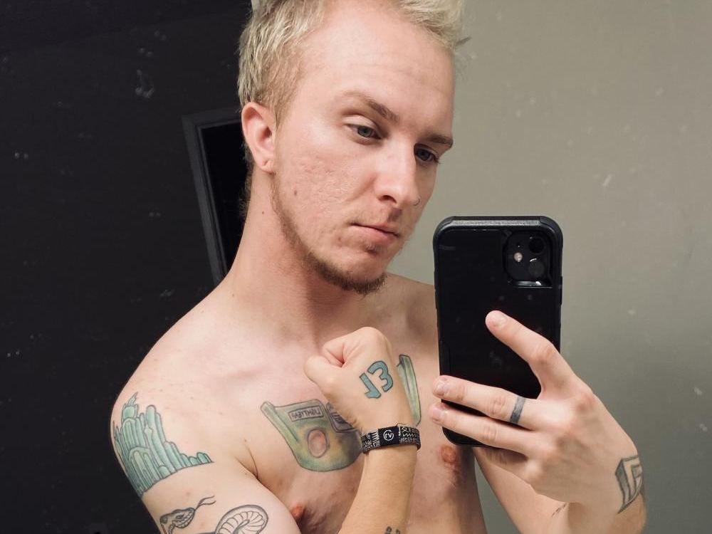 TySwift profielfoto van cam model 