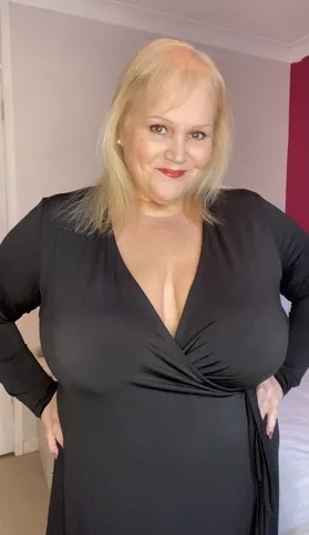 Interprete Busty_Madeline Foto 2