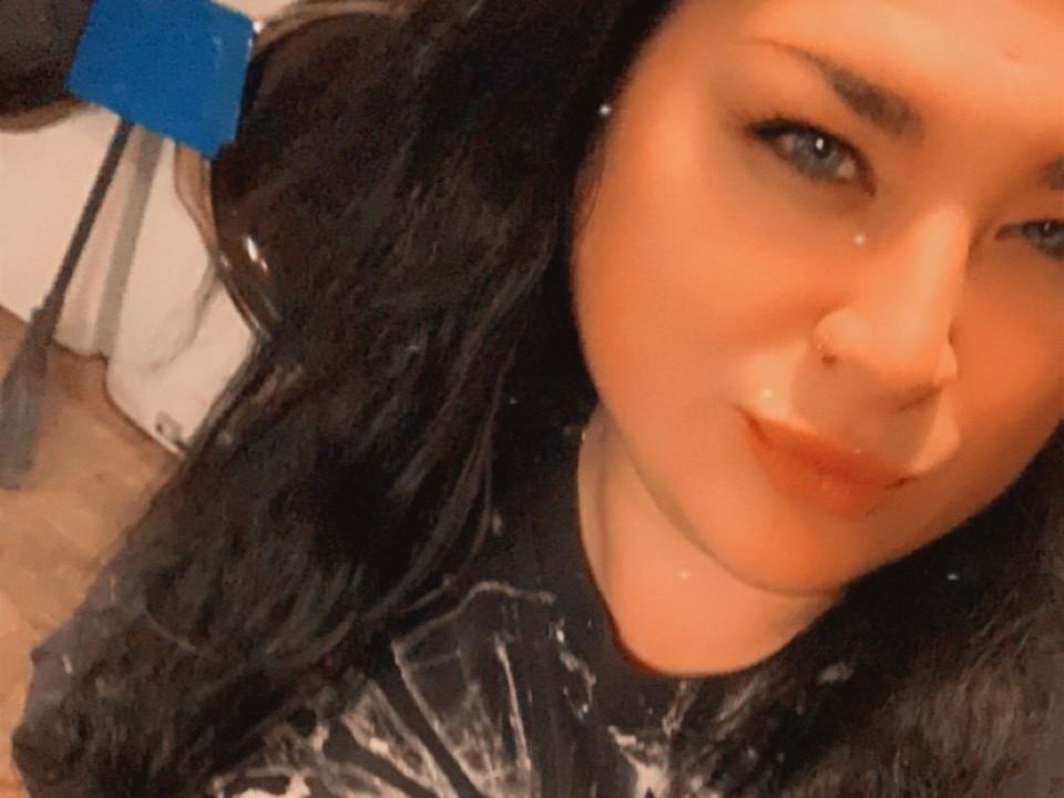 Imagen de perfil de modelo de cámara web de Blueeyedjuliet