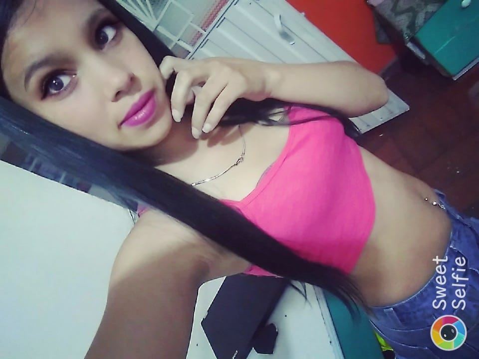 Image de profil du modèle de webcam vahomimendez