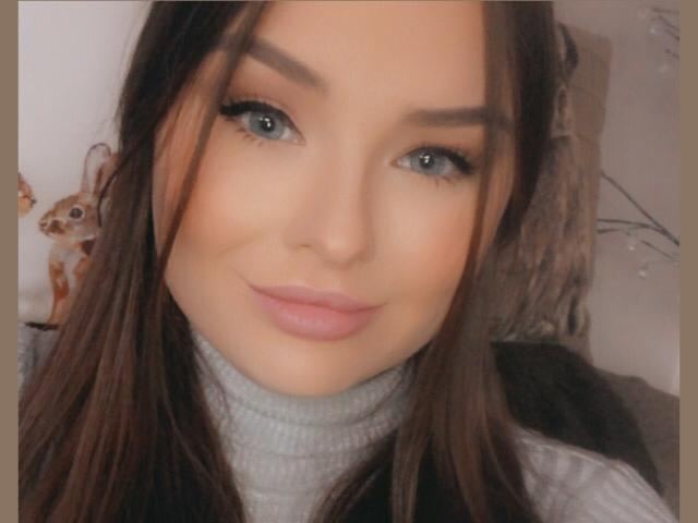 Image de profil du modèle de webcam oXoScarlettRoseXox