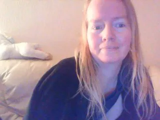 Image de profil du modèle de webcam English_Rose_xxx