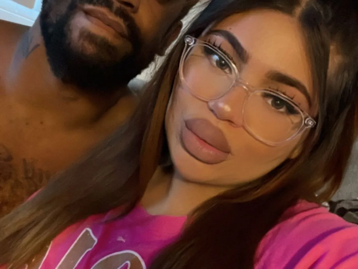 Neveahbaby cam model profile picture