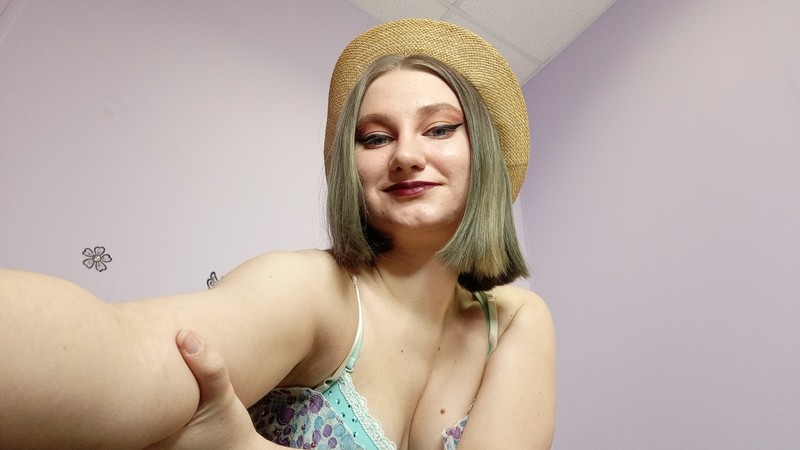 Artista Teeny_Bikini Foto 1