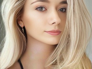 Nikka_Taylor cam model profile picture