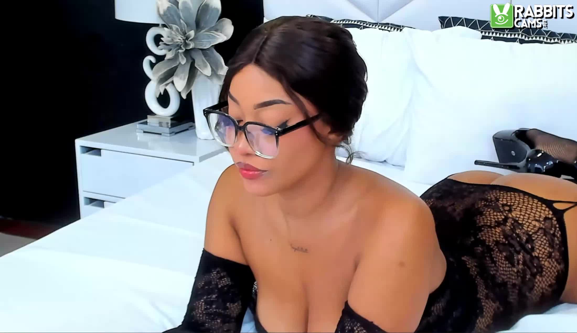 Intérprete MariamLowel Video 2