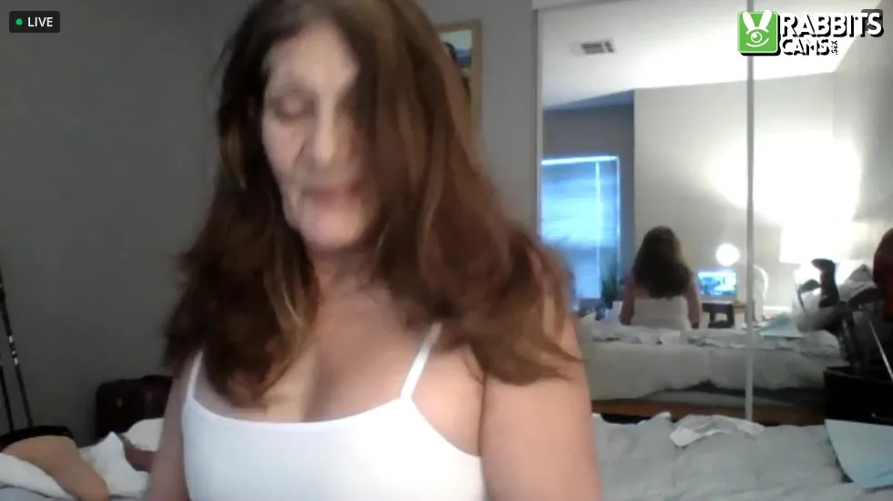 Performer JizzelleJones Video 2