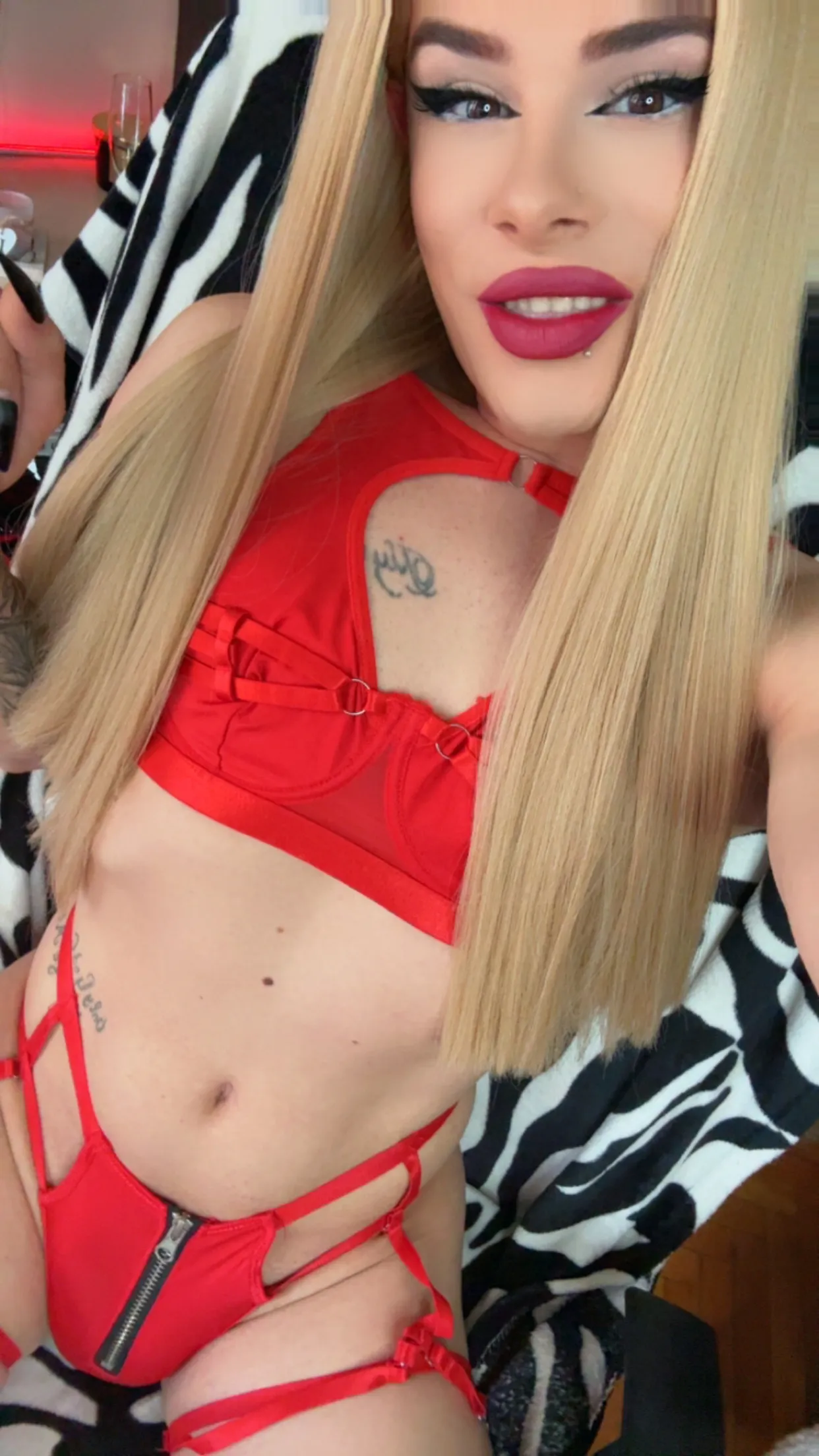 Performer EvaLexyTS Photo 1