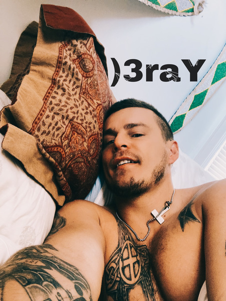 Performer l3raY Photo 3