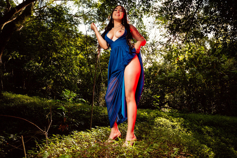 Performer HannahKoch Photo 1
