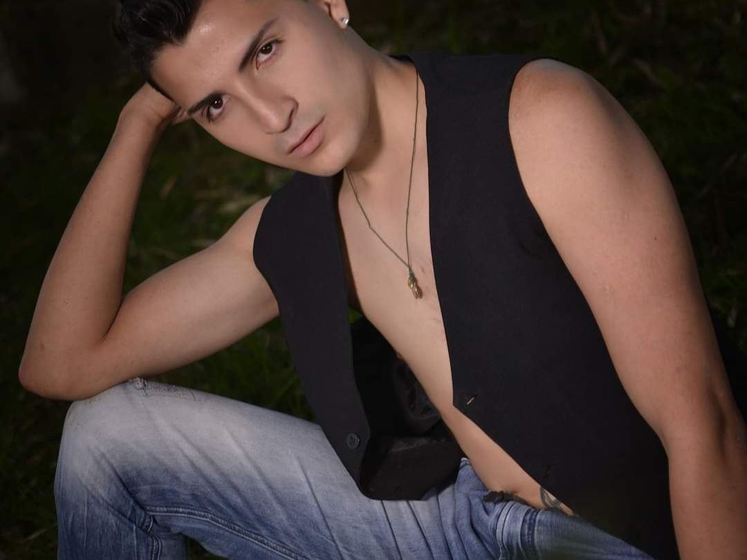 Imagen de perfil de modelo de cámara web de Joel_daza