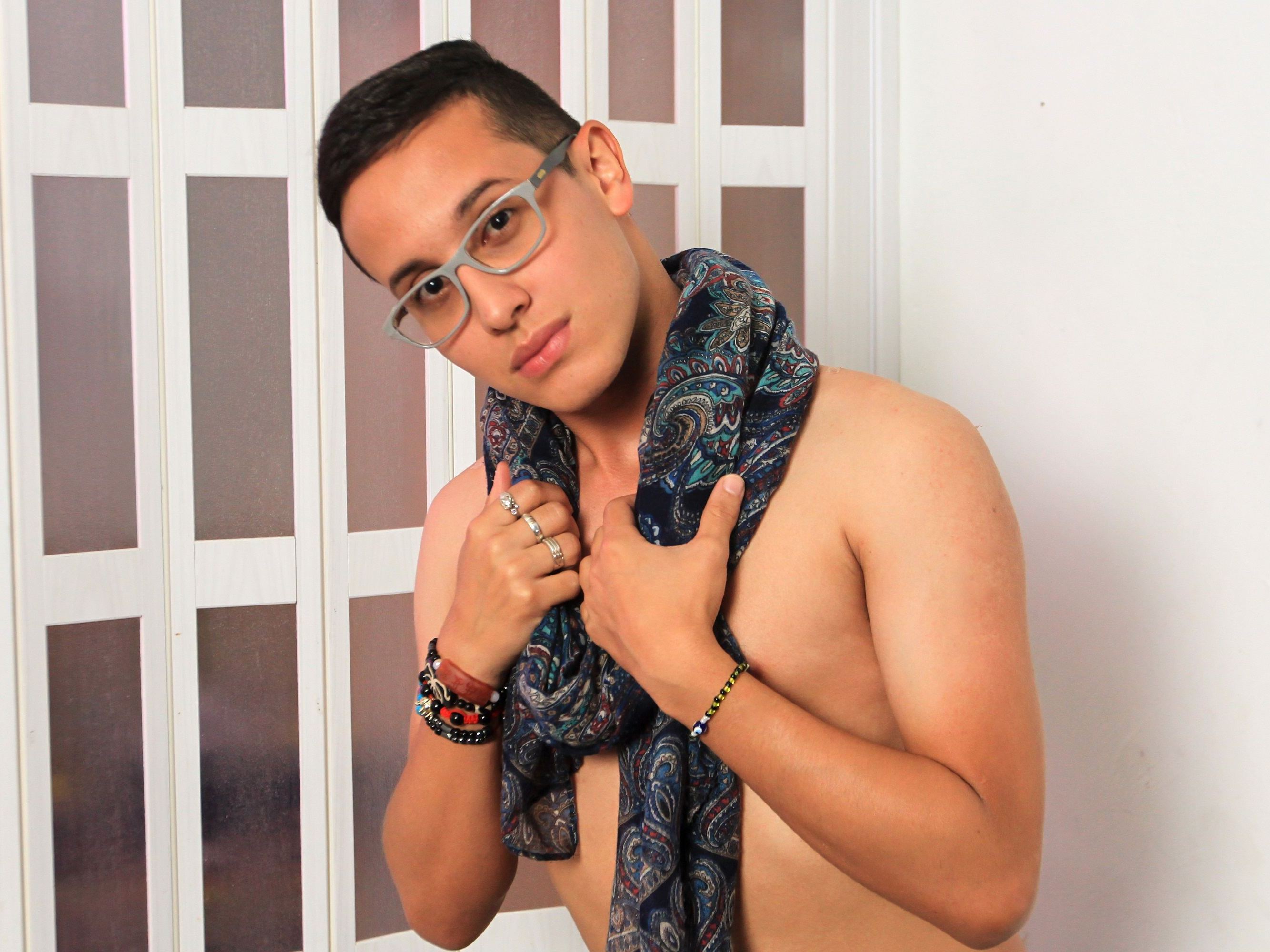 Foto de perfil de modelo de webcam de Matteo_Galan 