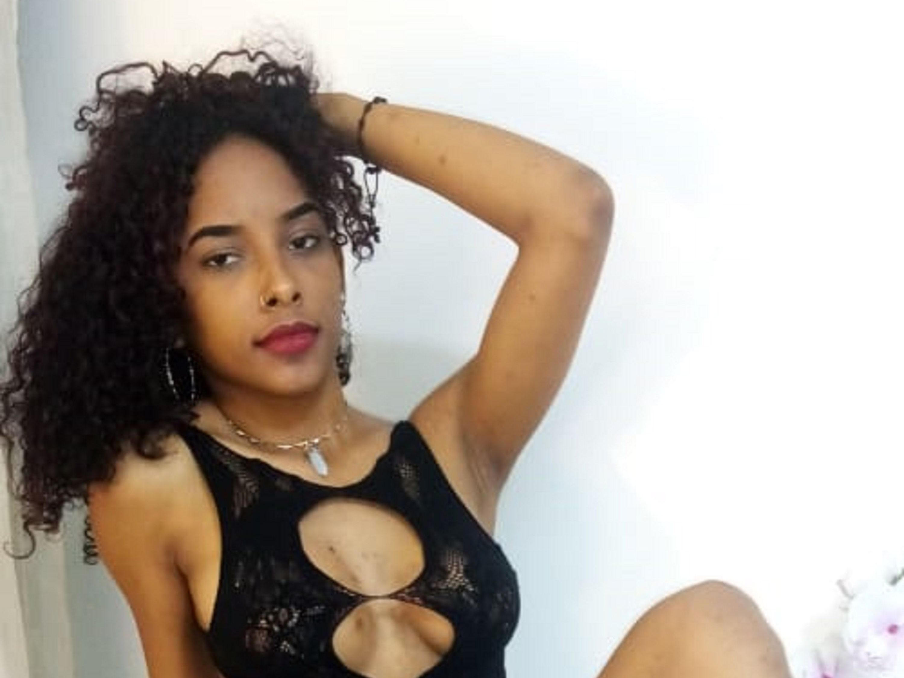 Imagen de perfil de modelo de cámara web de afro_hotgirl