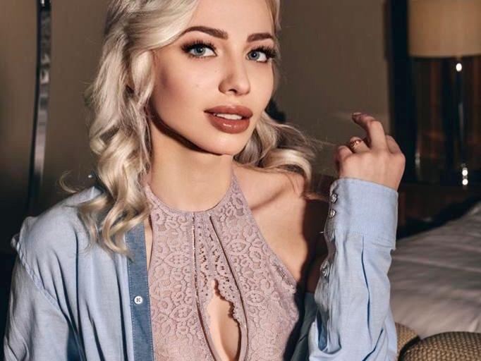 Image de profil du modèle de webcam Honey777