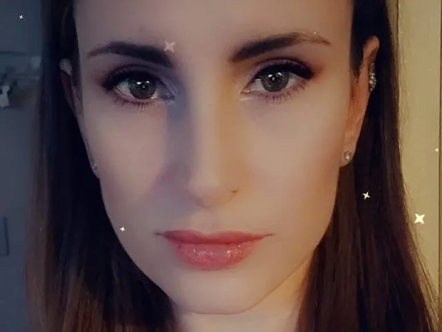 InsatiableDesire_UK profilbild på webbkameramodell