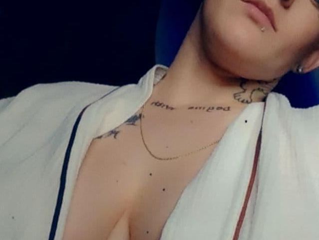 JordanBlakee profilbild på webbkameramodell