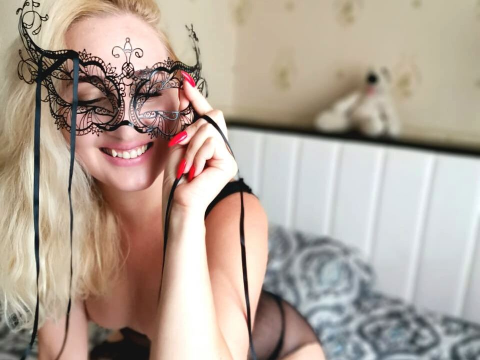 Image de profil du modèle de webcam Your_BlondeXxx