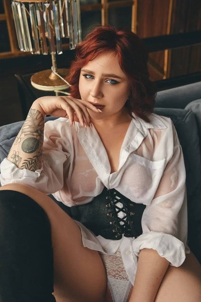 Performer Kind_Lilya Photo 1