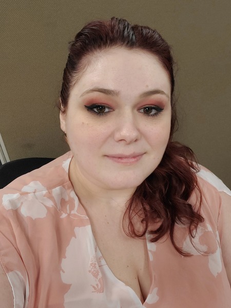 Performer Cherry_Flame Photo 2