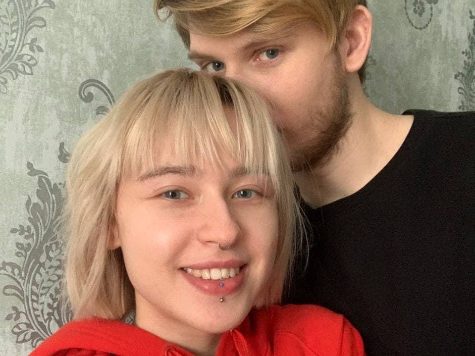 swcouple profilbild på webbkameramodell 