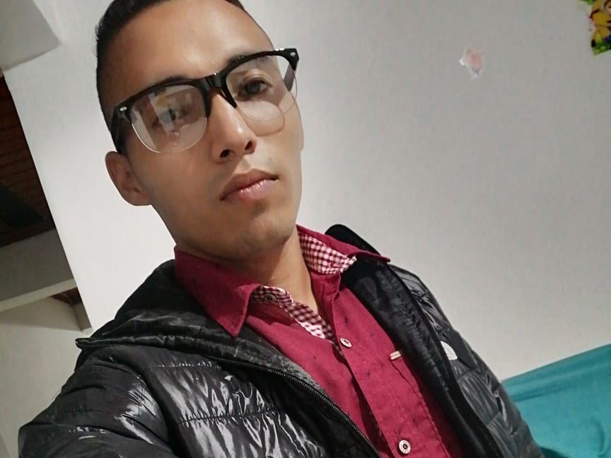 Foto de perfil de modelo de webcam de max_nixonn 