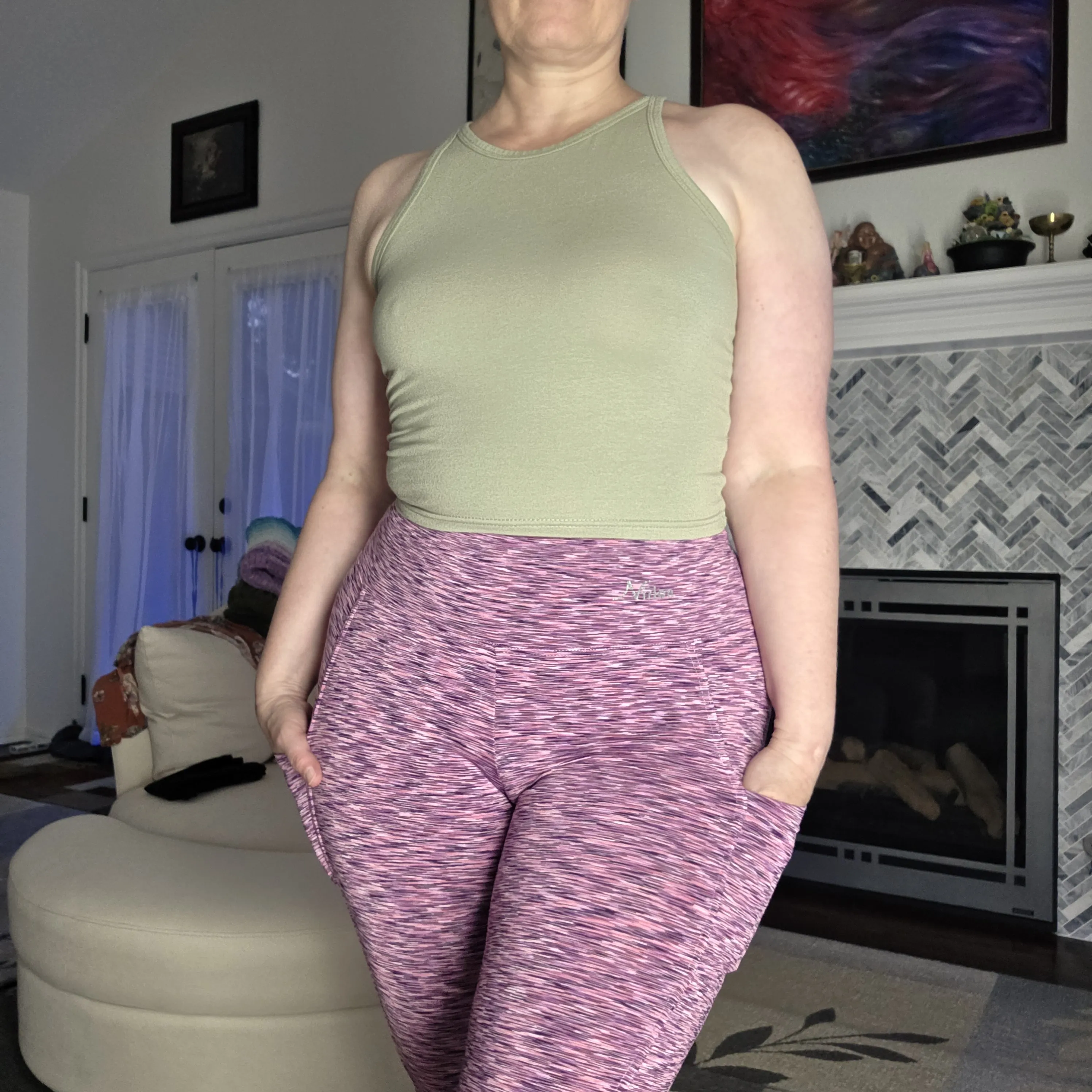 Intérprete AuroraWillowsYogaMilf Foto 2