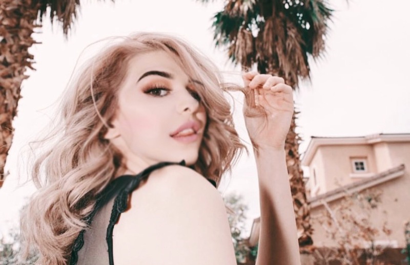 Artista MaiValentine Foto 4