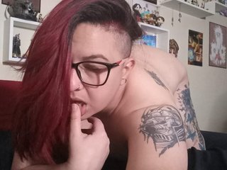 Image de profil du modèle de webcam CarrieOwl