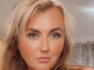 Hottie_Lottie immagine del profilo del modello di cam