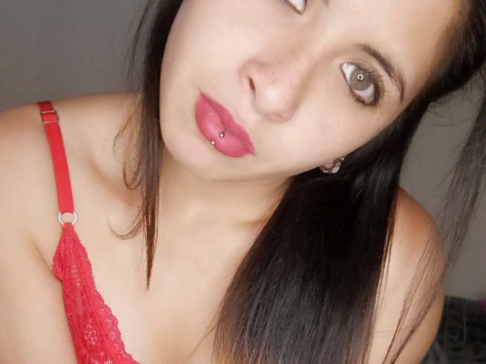 Foto de perfil de modelo de webcam de LoquitaLind18 