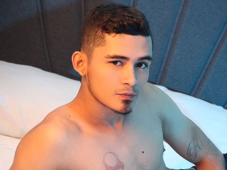 Exoticlatinboy18 immagine del profilo del modello di cam