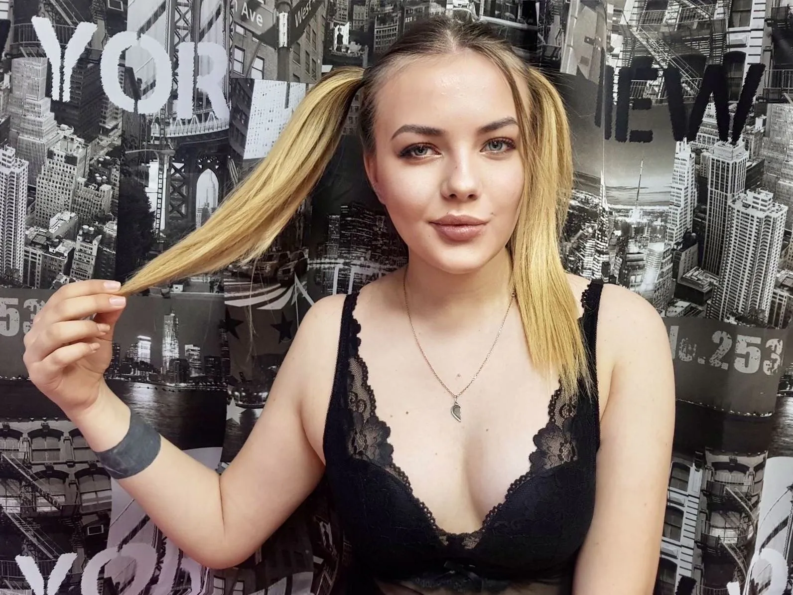 Kira_Bambi profielfoto van cam model